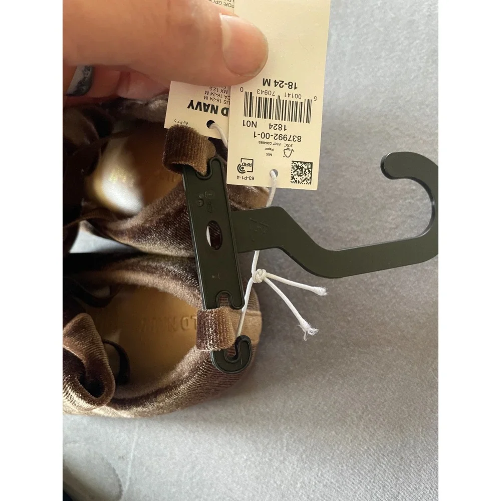 Old Navy Baby Girls Brown Velvet Bow Ballet Flats Shoes 18-24M NWT 837992-00-1